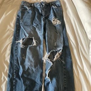 Ripped baggy BDG mom jeans from urban outfitters